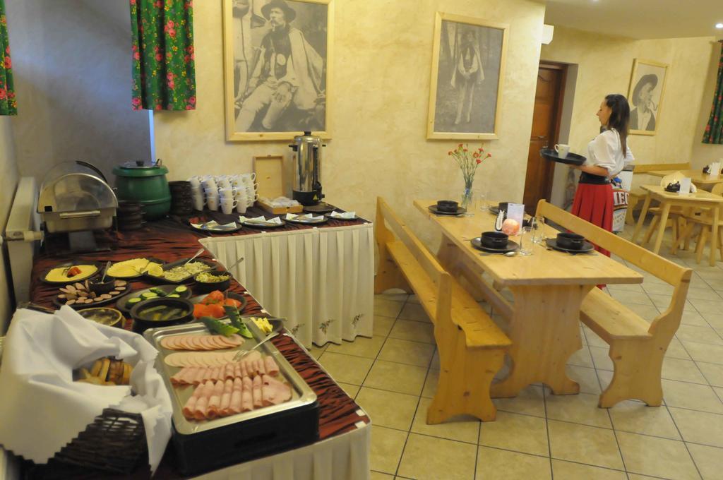 Willa Skorusyna Bed & Breakfast Gliczarow Bagian luar foto