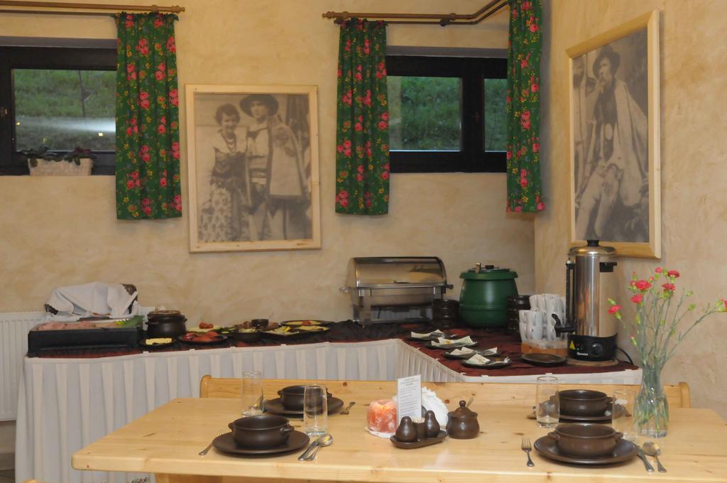 Willa Skorusyna Bed & Breakfast Gliczarow Bagian luar foto